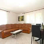 House Zulfa 1548 Apartament *