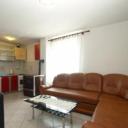 Апартаменты House Zulfa 1548